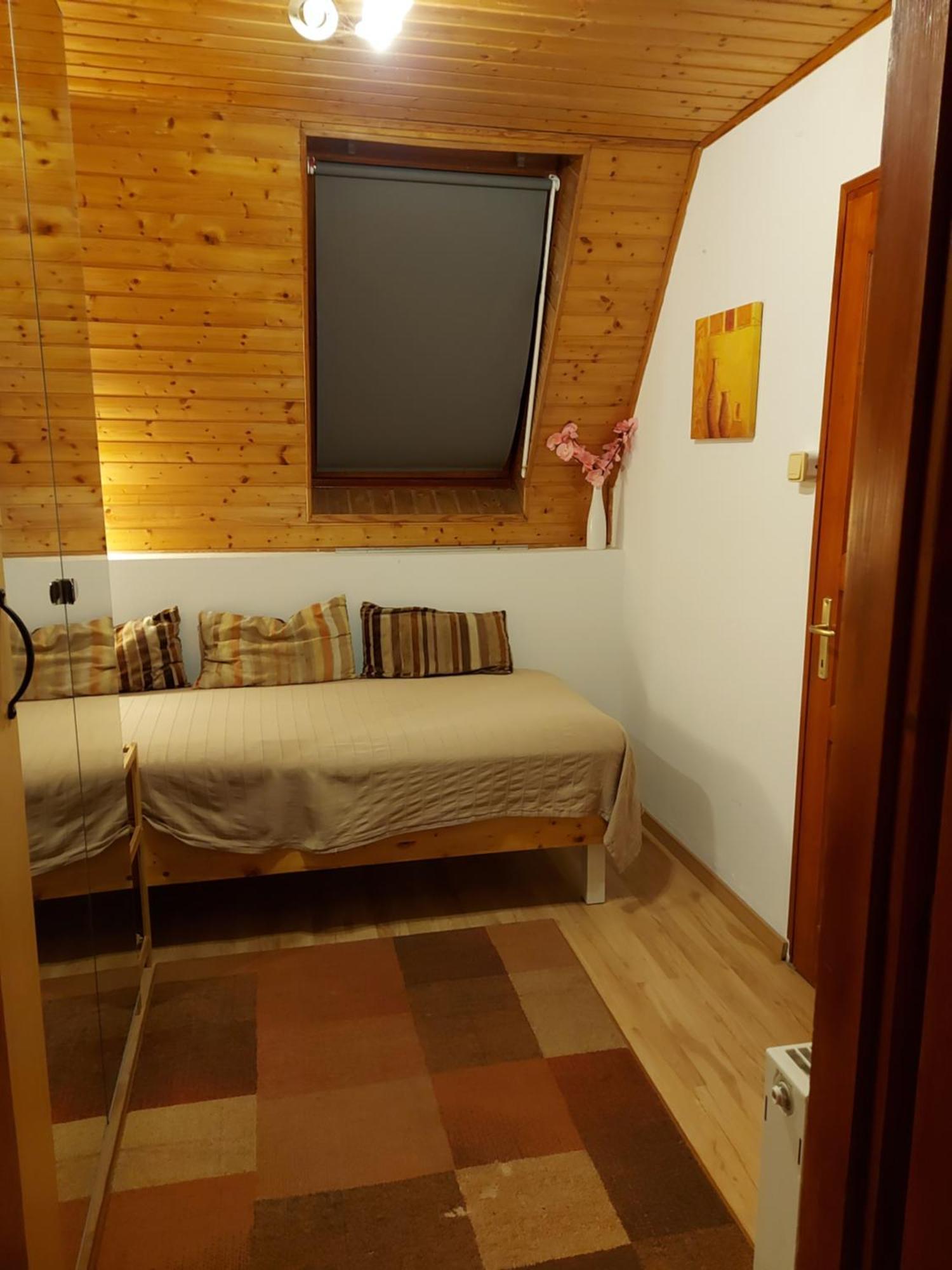 Attila-Apartman Budaoers Extérieur photo
